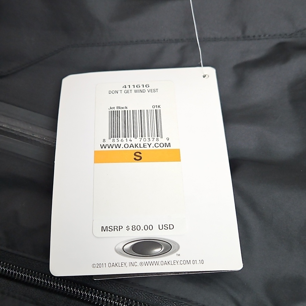 NWTs Oakley Hydrolix Don't Get Wind Black Vest Sz S Mens - Picture 5 of 8